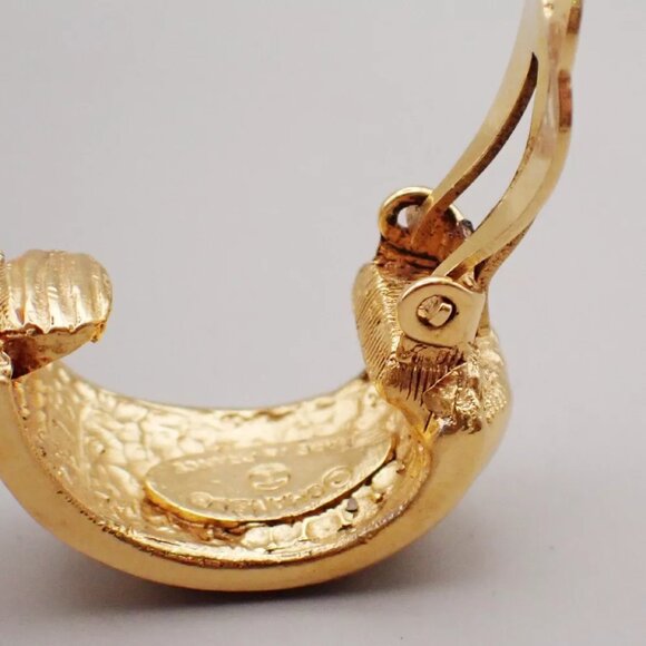 CHANEL Logo Matelasse Round Drop Earrings Clip-On Gold France 82RL068 - Picture 2 of 14